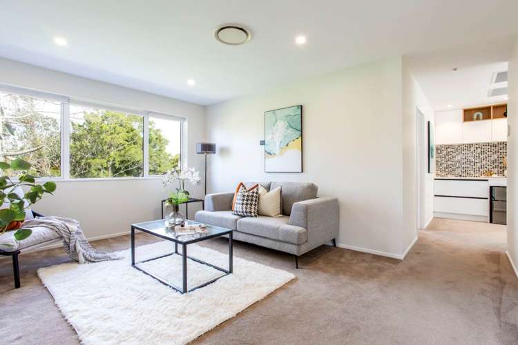 20d Coronation Street Belmont_17