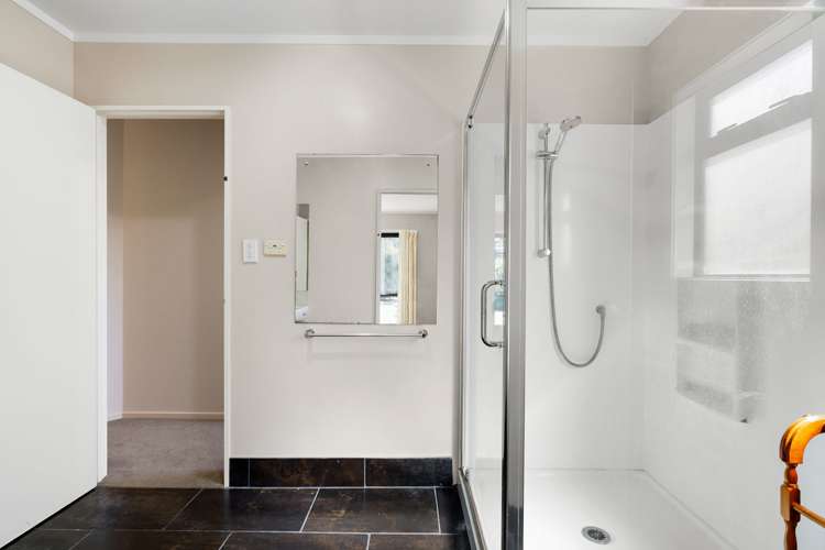 4 Dunsford Mews Hamilton Central_16