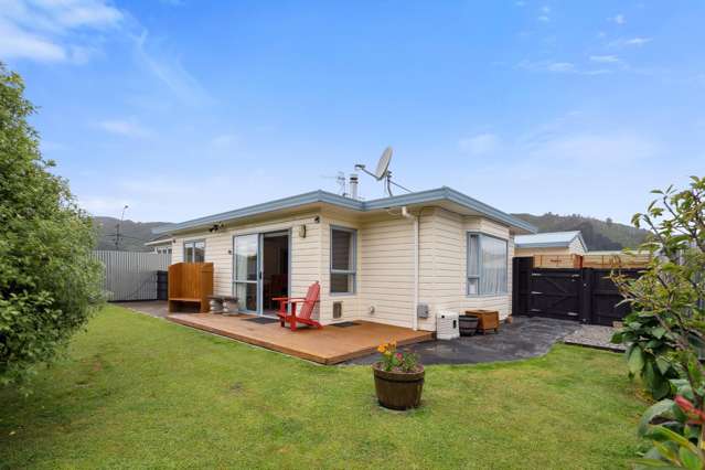 3A Dover Road Wainuiomata_1