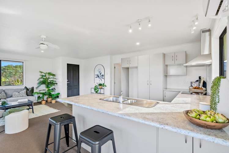 17 Dune Lake Place Ruakaka_9