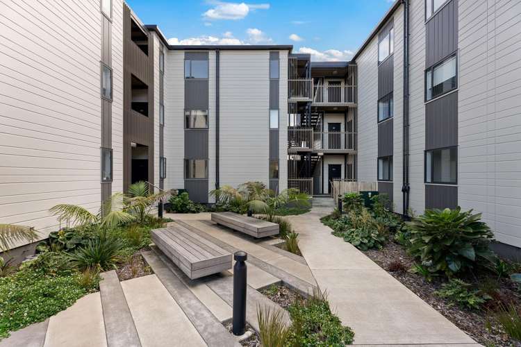 71 Hendon Avenue Mount Albert_13