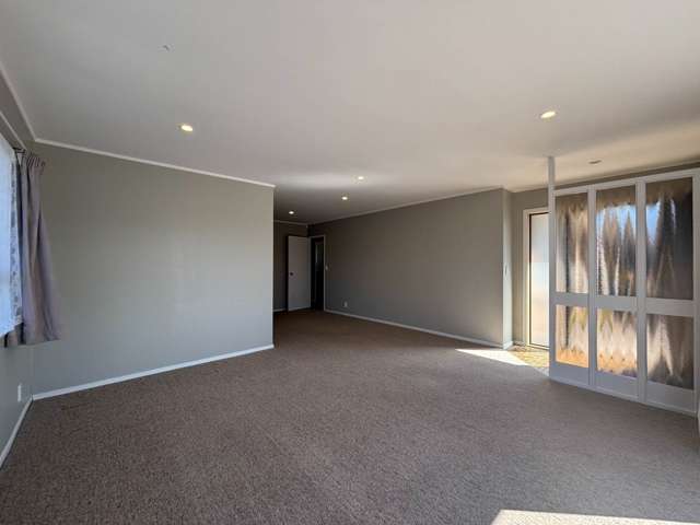 3 Pickwick Parade Mellons Bay_3