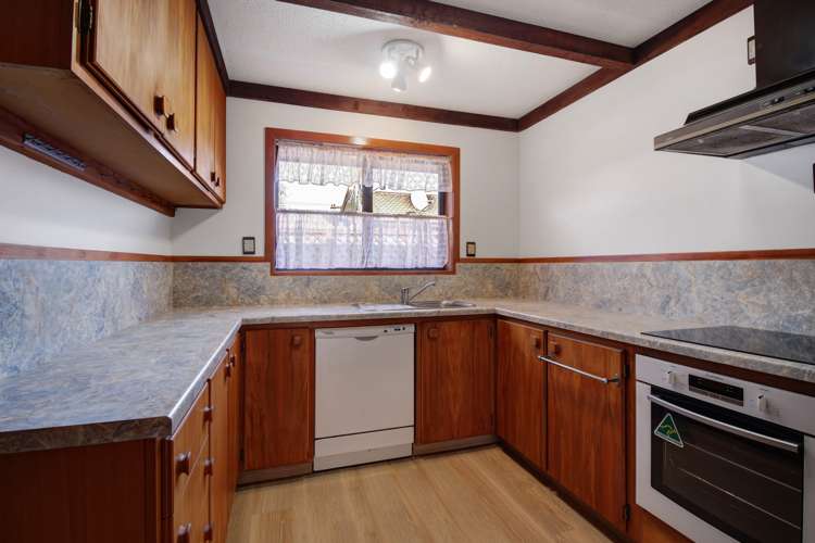 95 Momorangi Crescent Redwood_1