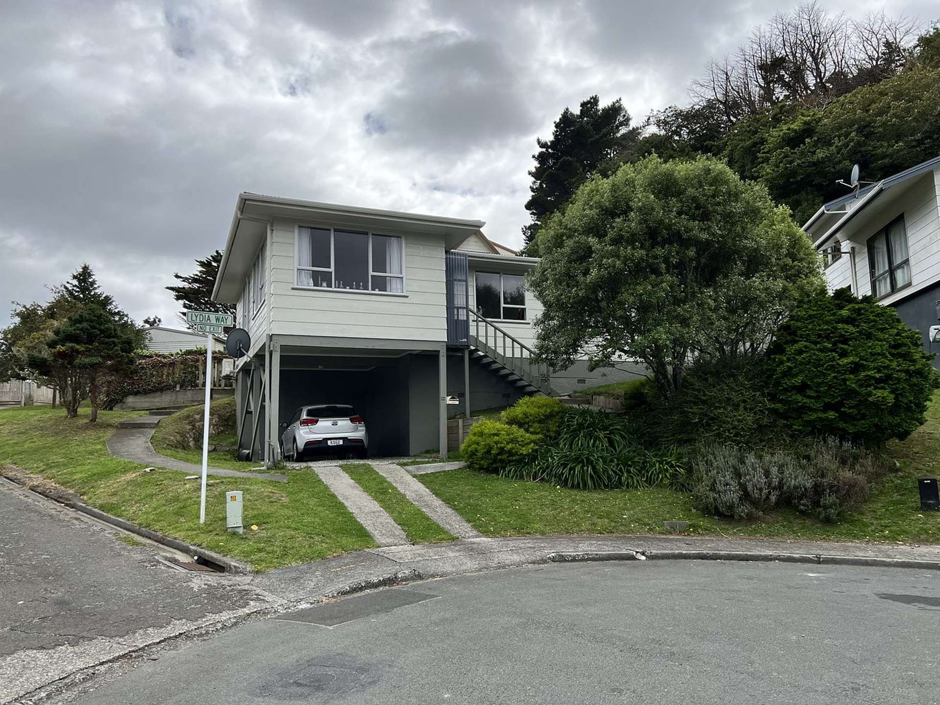 38 Fiona Grove Karori_0