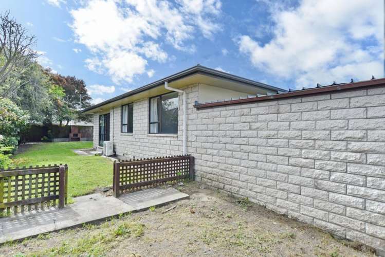 2/121 Marlow Road Aranui_17