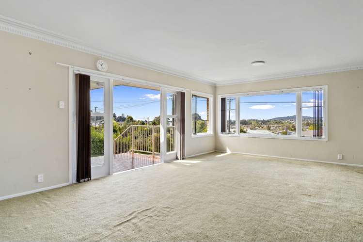 9 Simmonds Grove Greerton_1