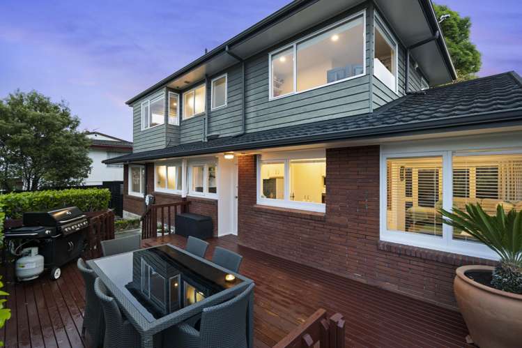 32 Mirrabooka Avenue Botany Downs_8