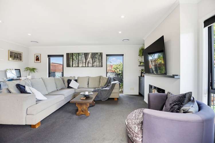 6 Duggan Drive Owhata_5