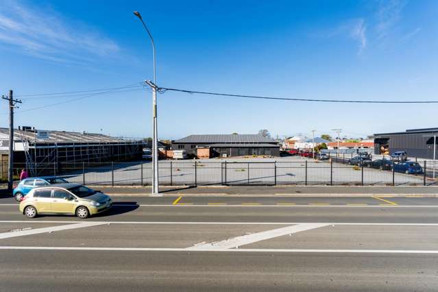 329 Hillside Road South Dunedin_1