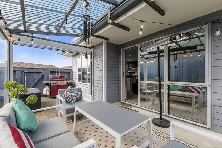 20 Ronald Scott Grove Riverstone Terraces_21