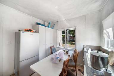 55 Station Road_3