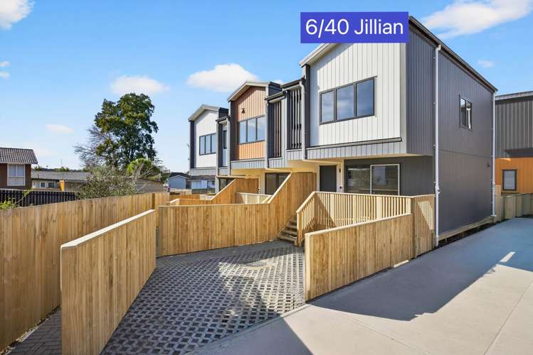 6/40 Jillian Drive_0