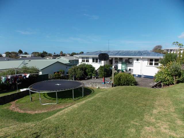 47b The Crescent Waihi Beach_2