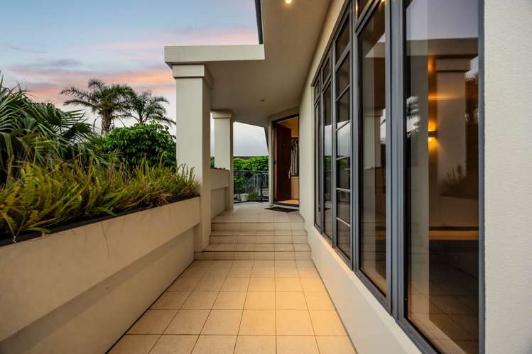 9a Scarboro Terrace Murrays Bay_19