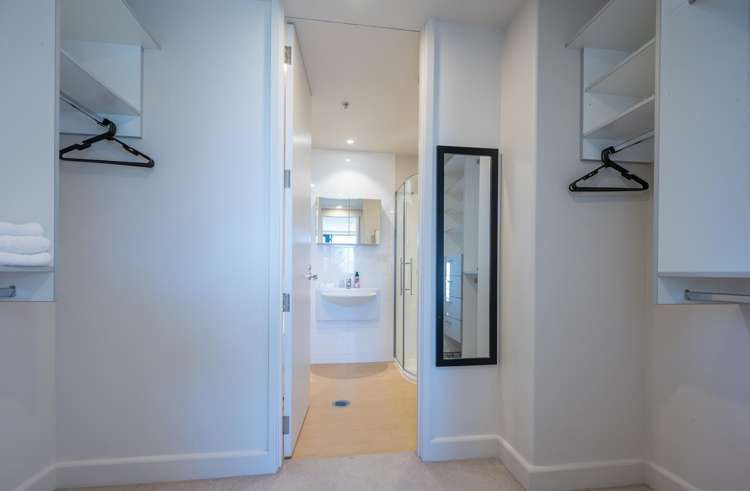 1/7 Bisley Avenue Moana_13