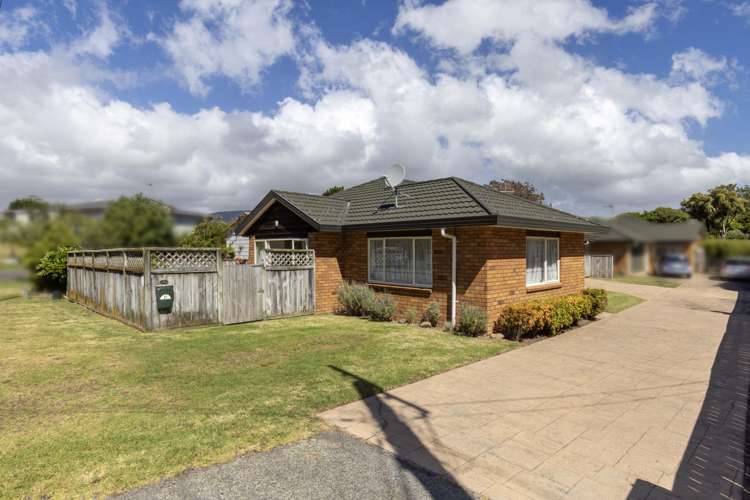 22 Kowhai Grove Raumati Beach_3