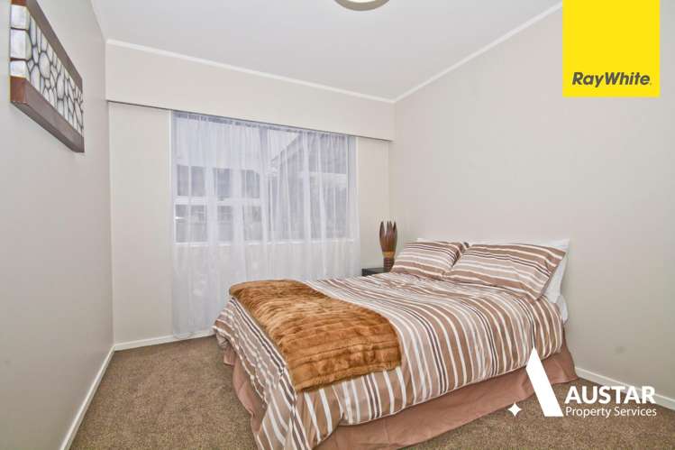  1/7 Wairata Place Te Atatū South_5