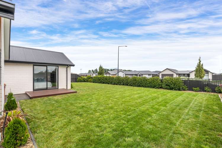 3 Roles Way Rolleston_18