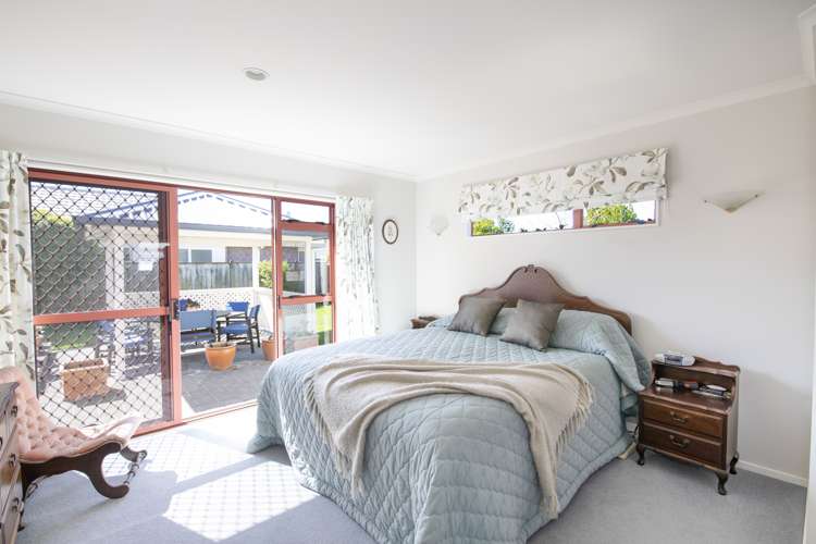 8 Gresham Place Taradale_13