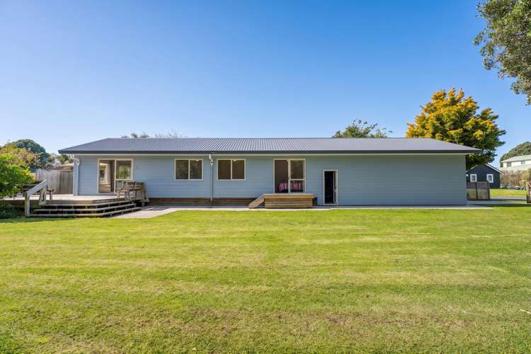 11 Martin Place Cooks Beach_20