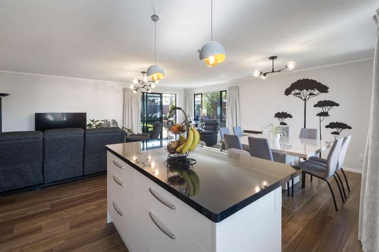 6 Logan Place Kelvin Grove_9
