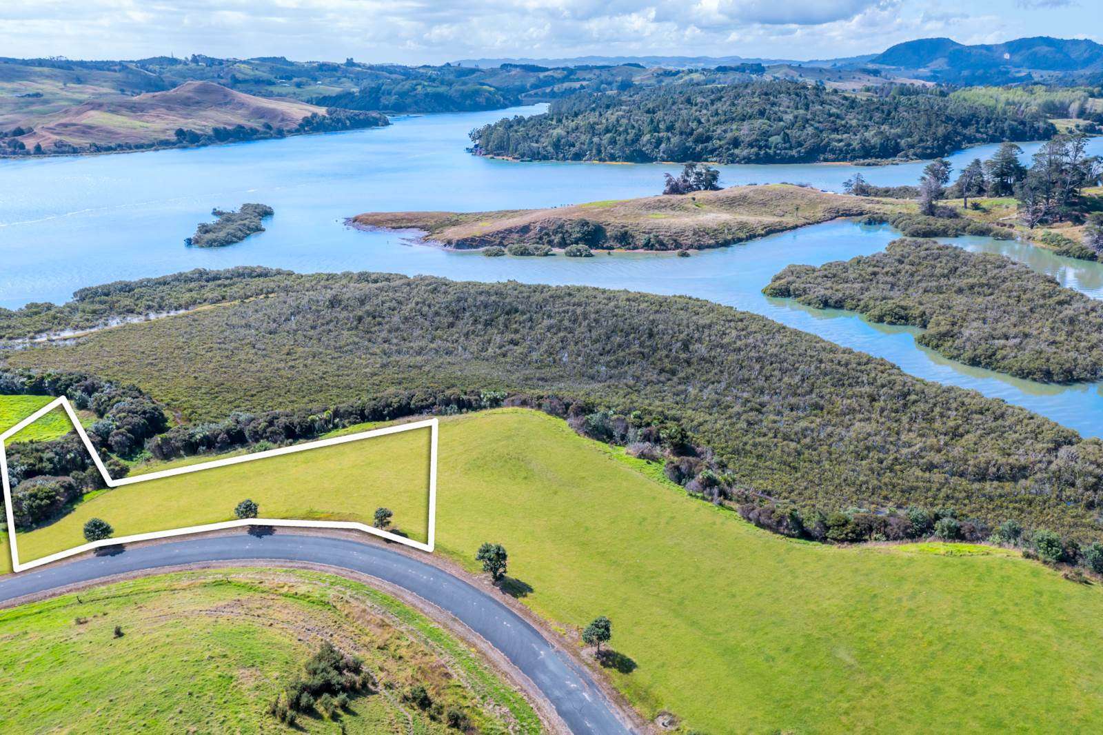 76 Hinamoki Drive Kaiwaka Kaipara Houses for Sale One Roof