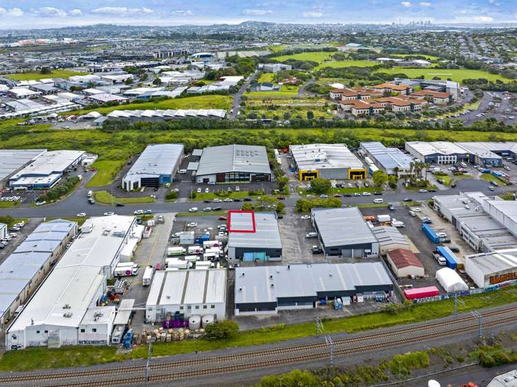 1/29 Hannigan Drive St Johns_17