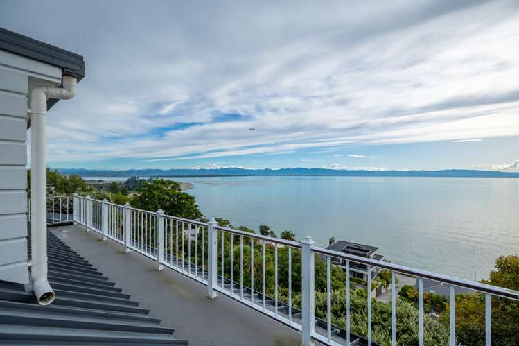 11 Grenville Terrace Moana_14