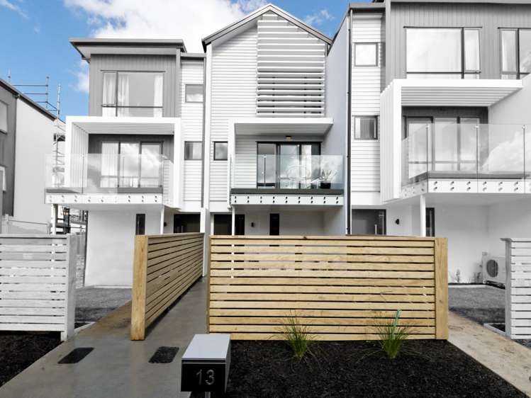 13 Glenae Lane Hobsonville_15