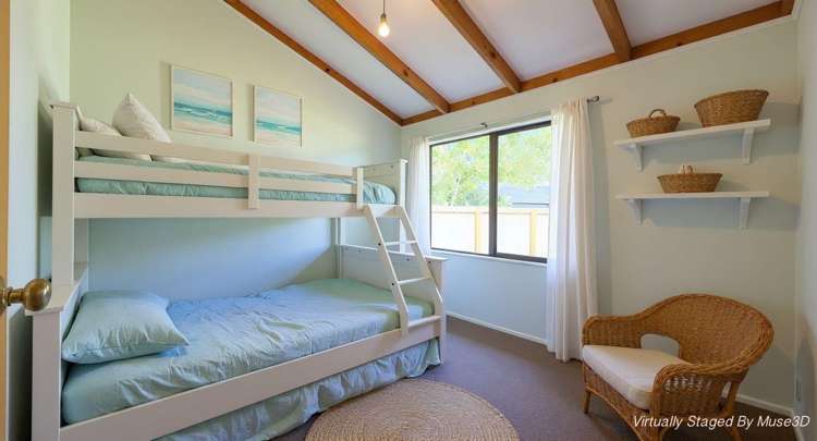 211B The Square Whangamatā_5