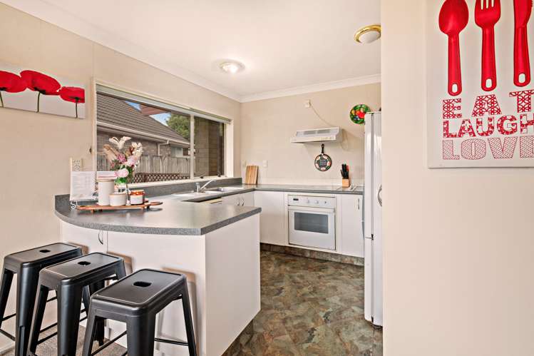 2/98 Frank Nobilo Drive Golflands_11