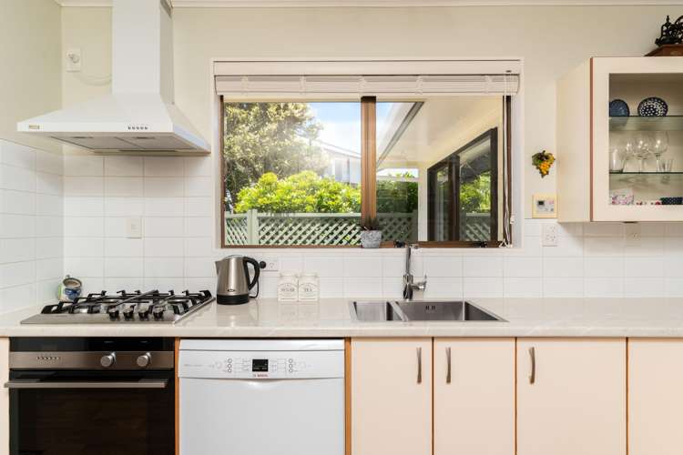 64 Cambrian Street Churton Park_7