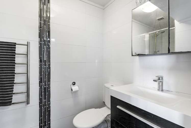 38C Birkdale Road Birkdale_19