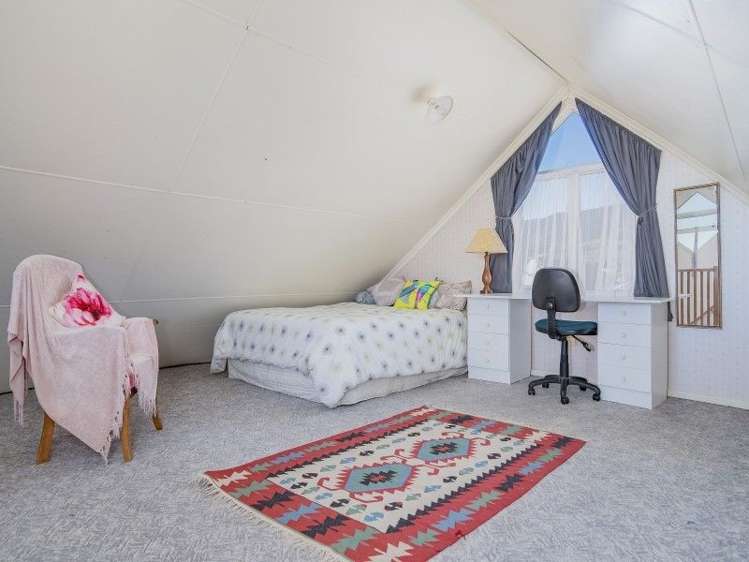 8 Ashcroft Place Richmond_12