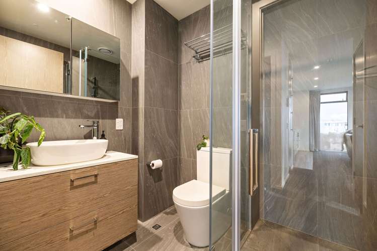 301/34 Red Oaks Drive Frankton_12