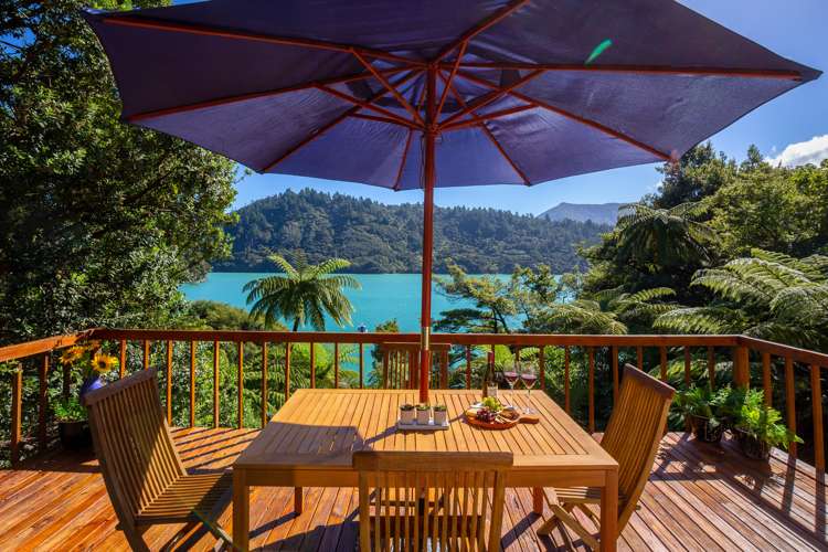 1777 Kenepuru Road Kenepuru Sound_16