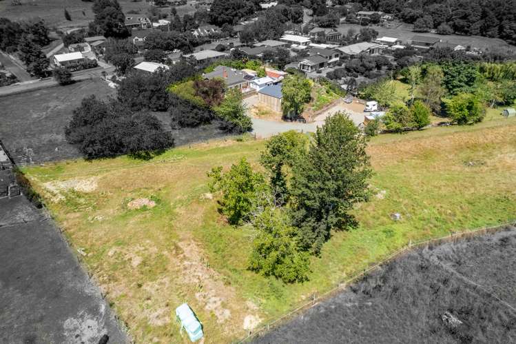 46 Eighty Eight Valley Road Wakefield_24