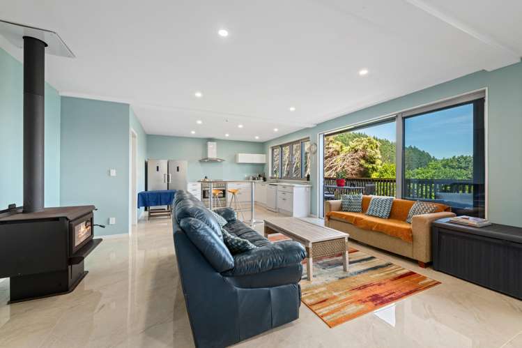 Burneys Beach Arapaoa Island_12