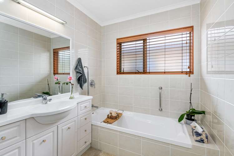 47 Red Hibiscus Road Stanmore Bay_7