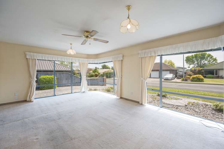 37 Aldinga Avenue Stoke_8
