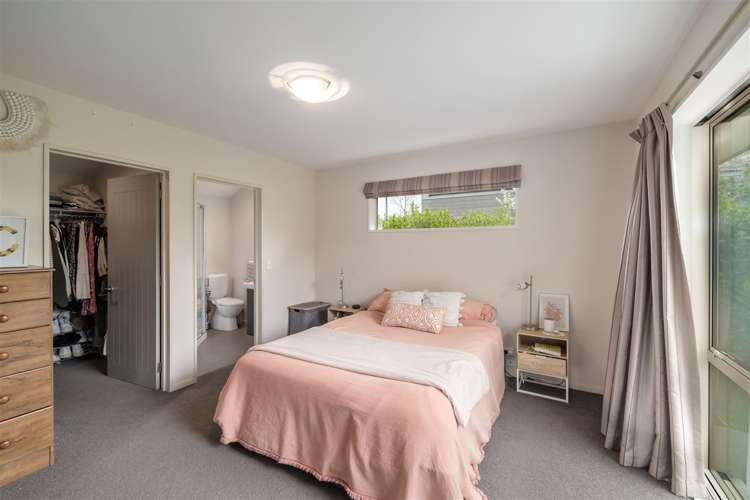 1 Temple Avenue Lincoln_10