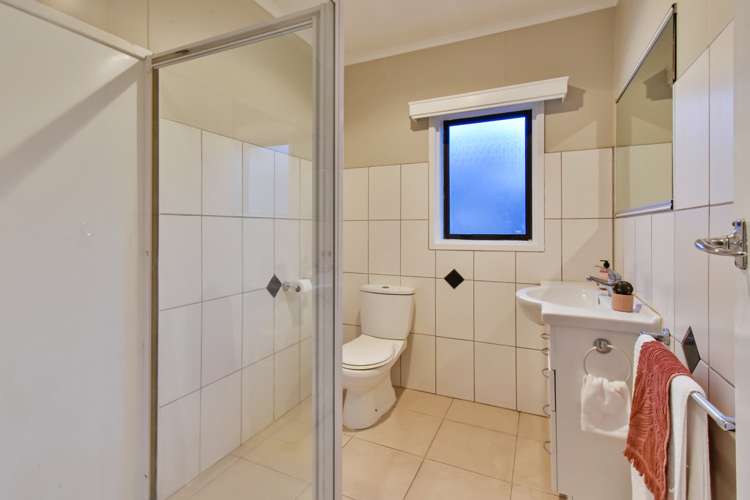 32 Great South Road Manurewa_12