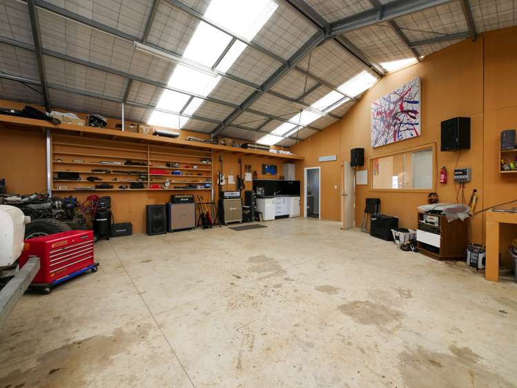 297 Highcliff Road Highcliff_32