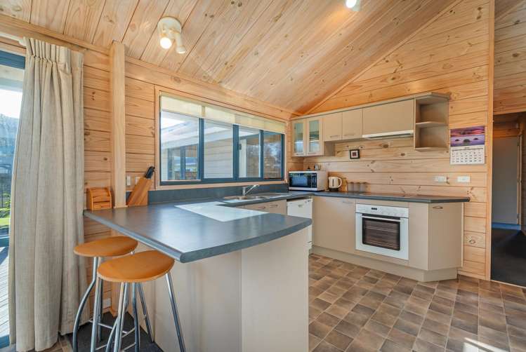 3 School Road Whitianga_5