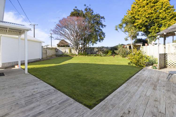 194 Seaview Road Westown_23