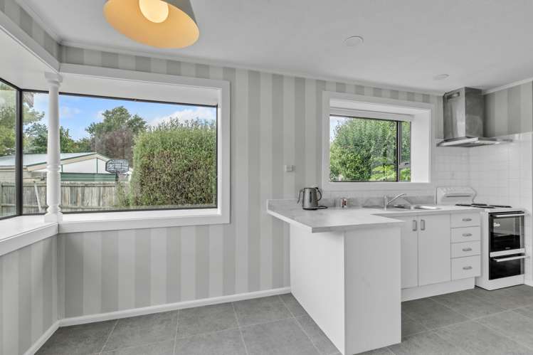 66 Oakley Crescent Hornby_8