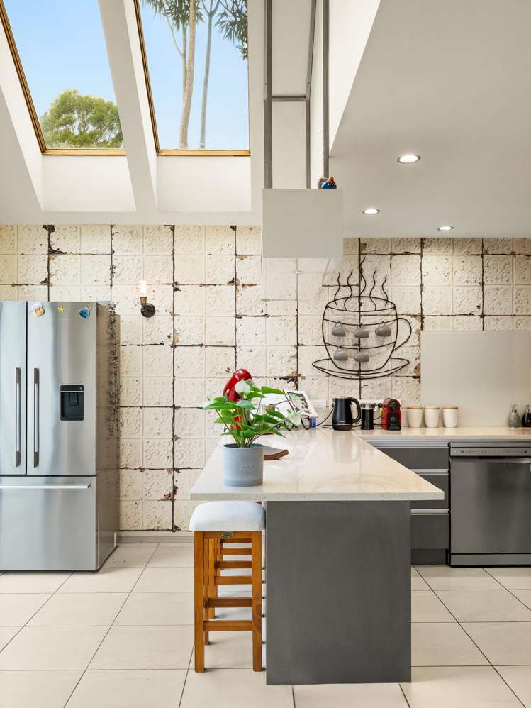 10 Glenfinlass Street Company Bay_8