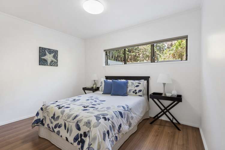 1/134 Norman Lesser Drive Saint Johns_17