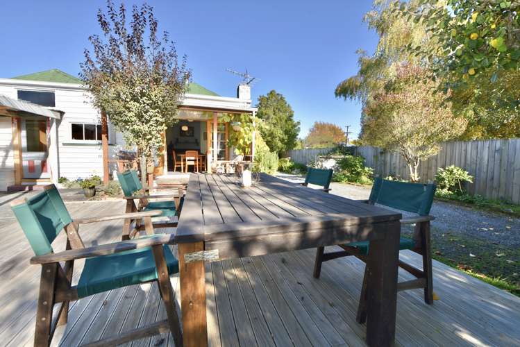 2 Clifton Avenue Carterton_18