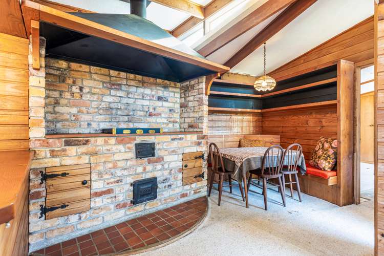 216 Scenic Drive Titirangi_12